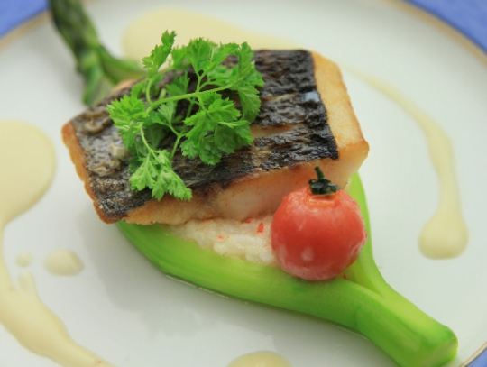 婚礼料理　フレッシュフォアグラの生湯葉包み蒸し　柚子あんかけ