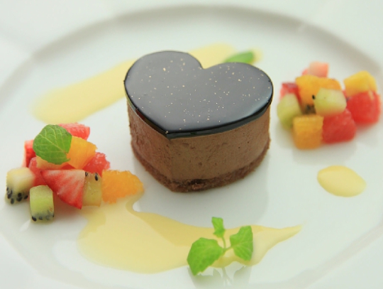 婚礼料理　フレッシュフォアグラの生湯葉包み蒸し　柚子あんかけ